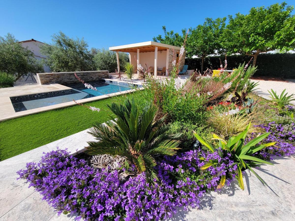 Dependance Villa Tropez لو لوك المظهر الخارجي الصورة